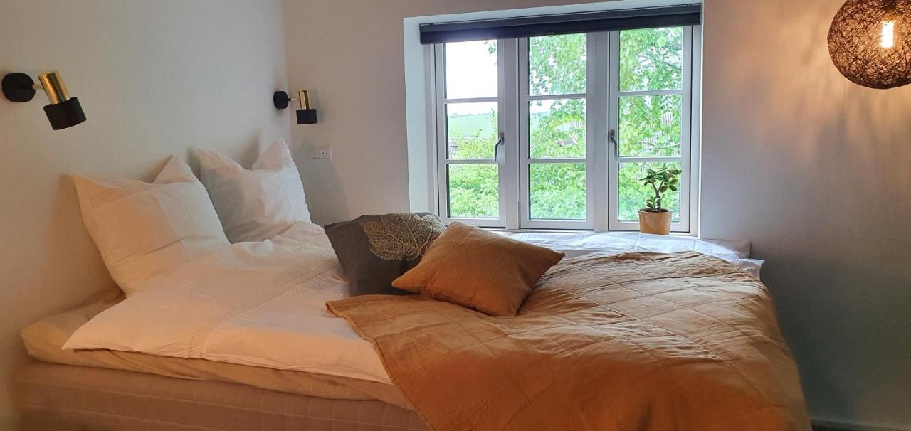 Bed and Breakfast Hos Molsgaarden Knebel Exterior foto